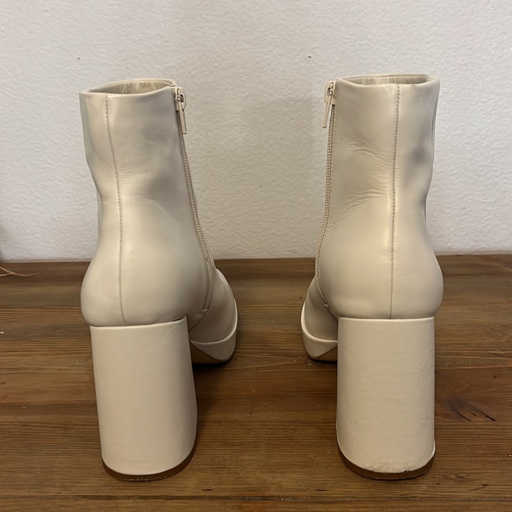 Steve Madden Esmeralda Boot - Cream - Picture 4 of 4